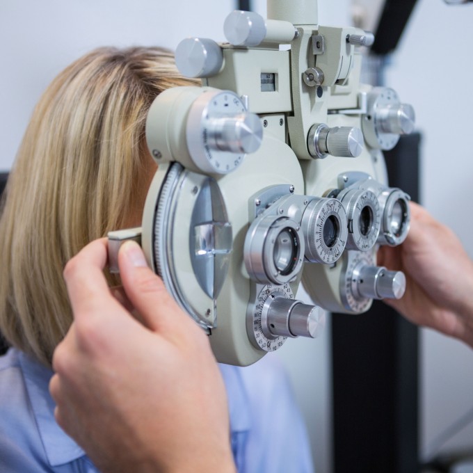 Assistenz im Bereich der professionellen Augenglasbestimmung (Teil 1 + 2) – Refraktion-Kombiseminar