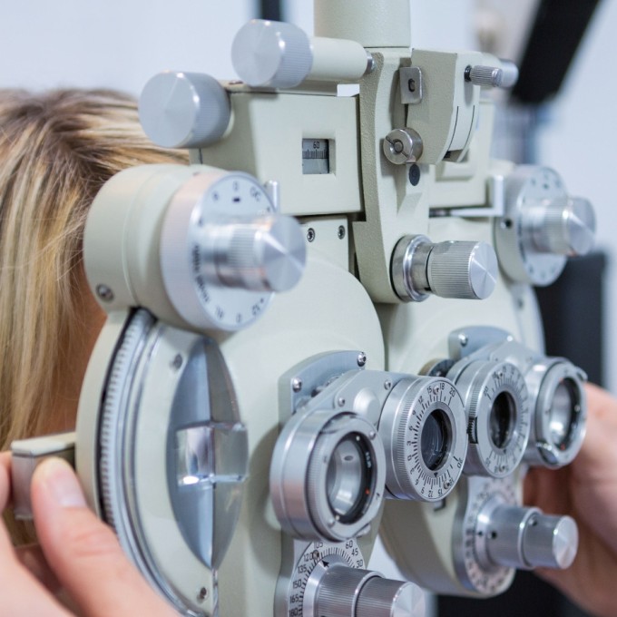 Assistenz im Bereich der professionellen Augenglasbestimmung (Teil 2) – Refraktion-Aufbauseminar